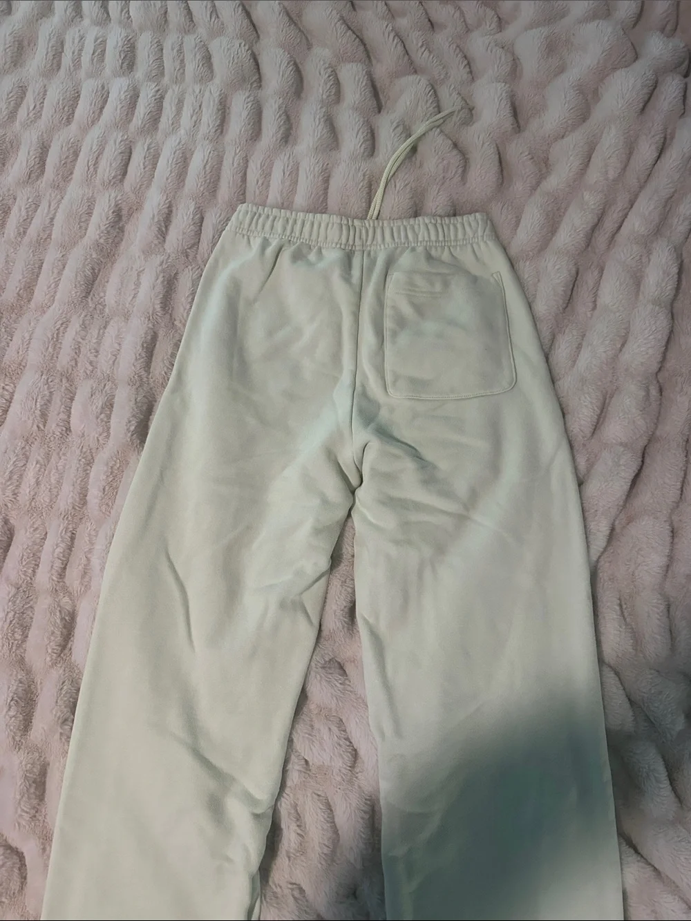 Alo Yoga Womens Mint Cream Cozy Sweatpants - Soft Drawstring Bottoms
